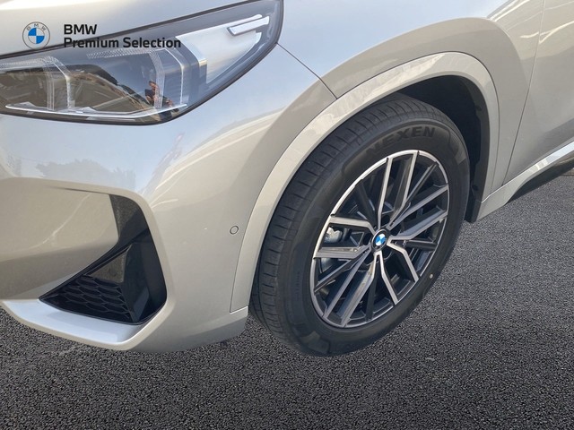 BMW iX1 eDrive20 color Gris Plata. Año 2025. 150KW(204CV). Eléctrico. En concesionario Marmotor de Las Palmas