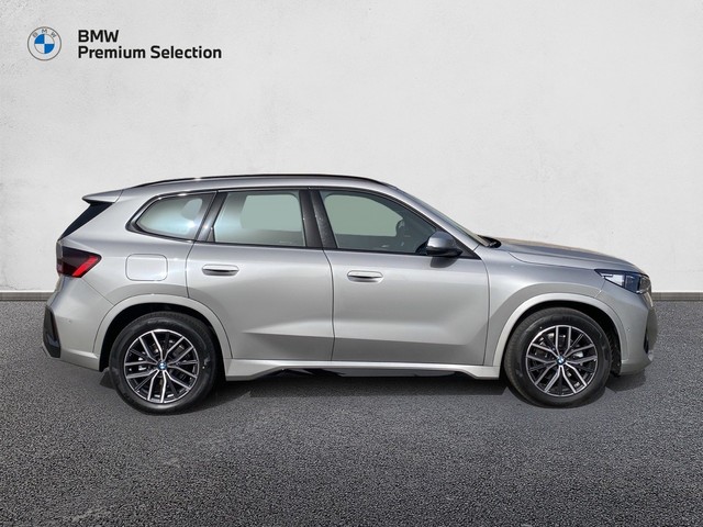 BMW iX1 eDrive20 color Gris Plata. Año 2025. 150KW(204CV). Eléctrico. En concesionario Marmotor de Las Palmas