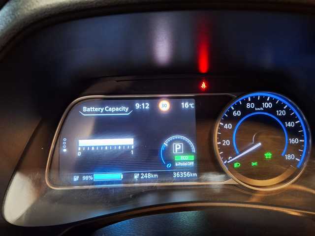 Nissan Leaf 40kWh Acenta 110 kW (150 CV)