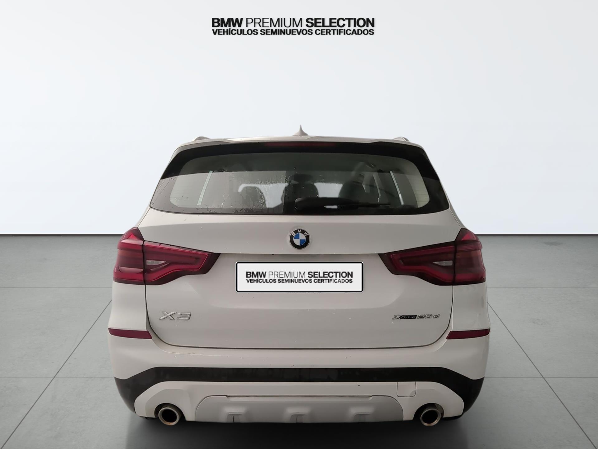 BMW X3 xDrive20d color Blanco. Año 2021. 140KW(190CV). Diésel. En concesionario Automotor Premium Velázquez - Málaga de Málaga