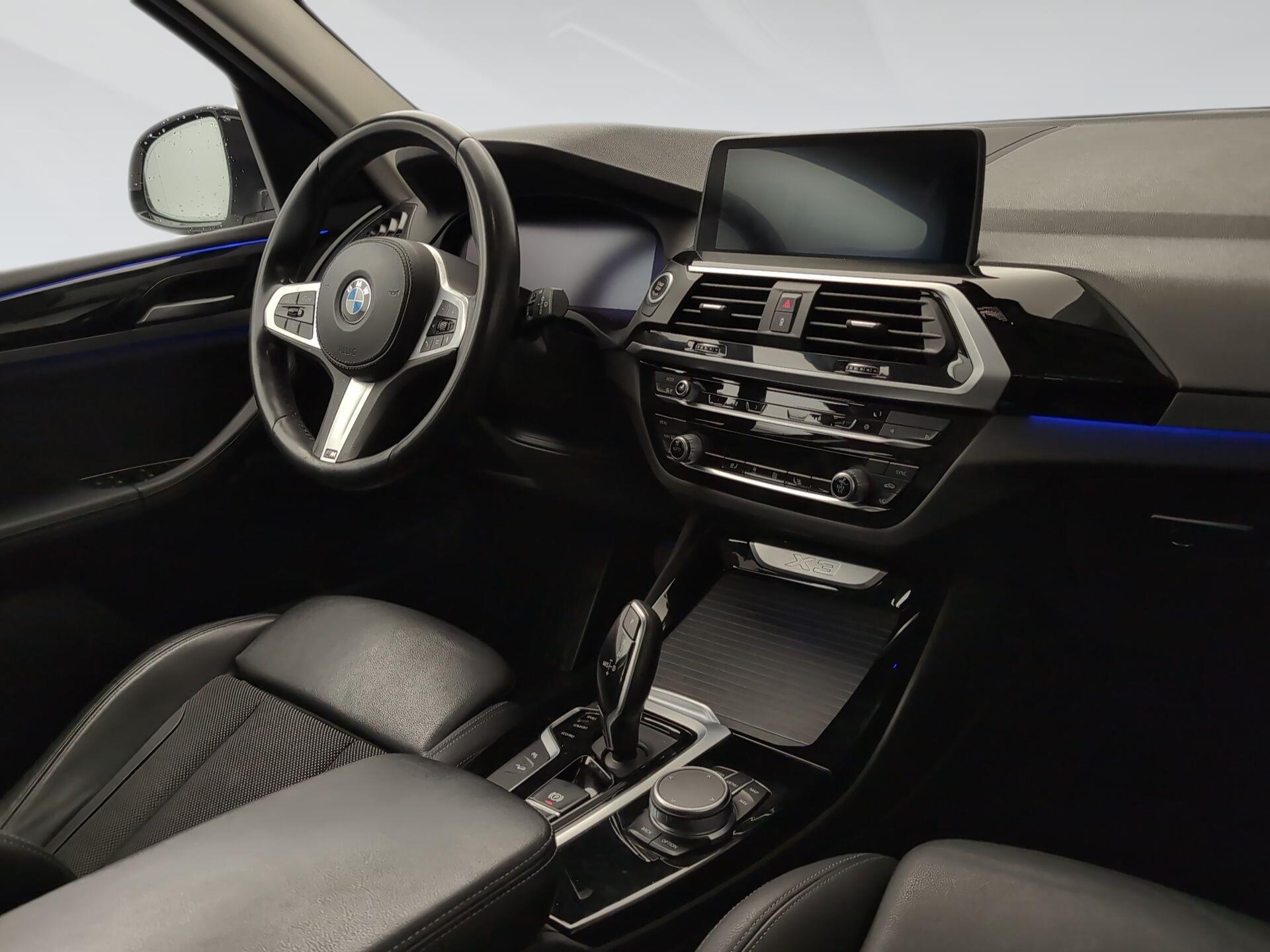 BMW X3 xDrive20d color Blanco. Año 2021. 140KW(190CV). Diésel. En concesionario Automotor Premium Velázquez - Málaga de Málaga