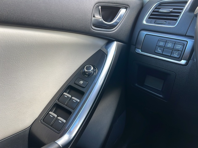 Mazda CX-5 2.2 DE Luxury + Premium + Travel + SunRoof 4WD Auto 129 kW (175 CV)