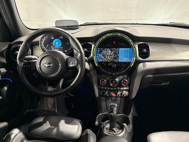 fotoG 6 del MINI MINI 5 Puertas Cooper 100 kW (136 CV) 136cv Gasolina del 2021 en Madrid