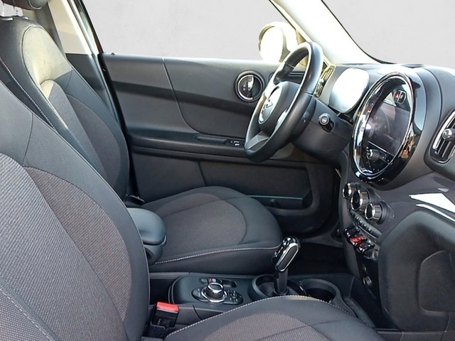 fotoG 7 del MINI MINI Countryman Cooper 100 kW (136 CV) 136cv Gasolina del 2022 en Vizcaya