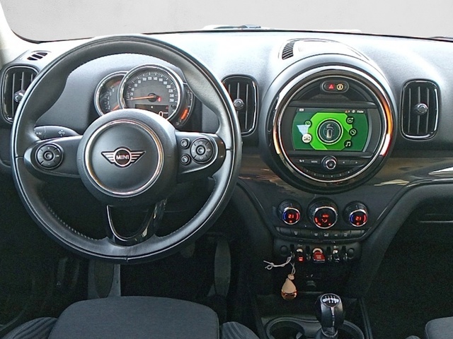 fotoG 6 del MINI MINI Countryman Cooper 100 kW (136 CV) 136cv Gasolina del 2019 en Vizcaya