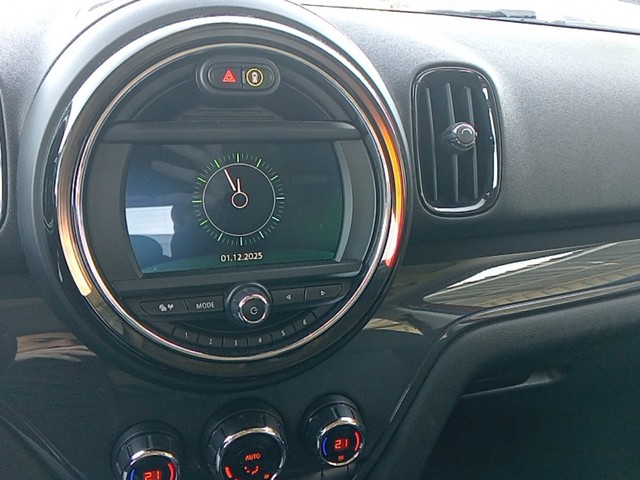 fotoG 10 del MINI MINI Countryman Cooper 100 kW (136 CV) 136cv Gasolina del 2019 en Vizcaya