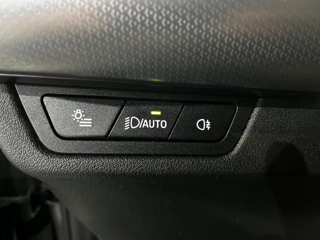 BMW X1 sDrive18d color Gris Plata. Año 2024. 110KW(150CV). Diésel. En concesionario Unicars Ponent de Lleida