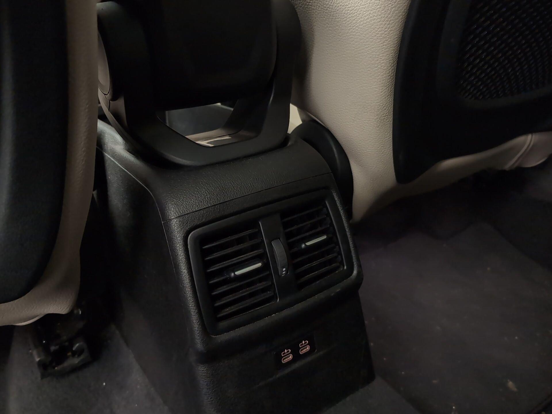 BMW X1 sDrive20d color Azul. Año 2019. 140KW(190CV). Diésel. En concesionario Automotor Premium Marbella - Málaga de Málaga