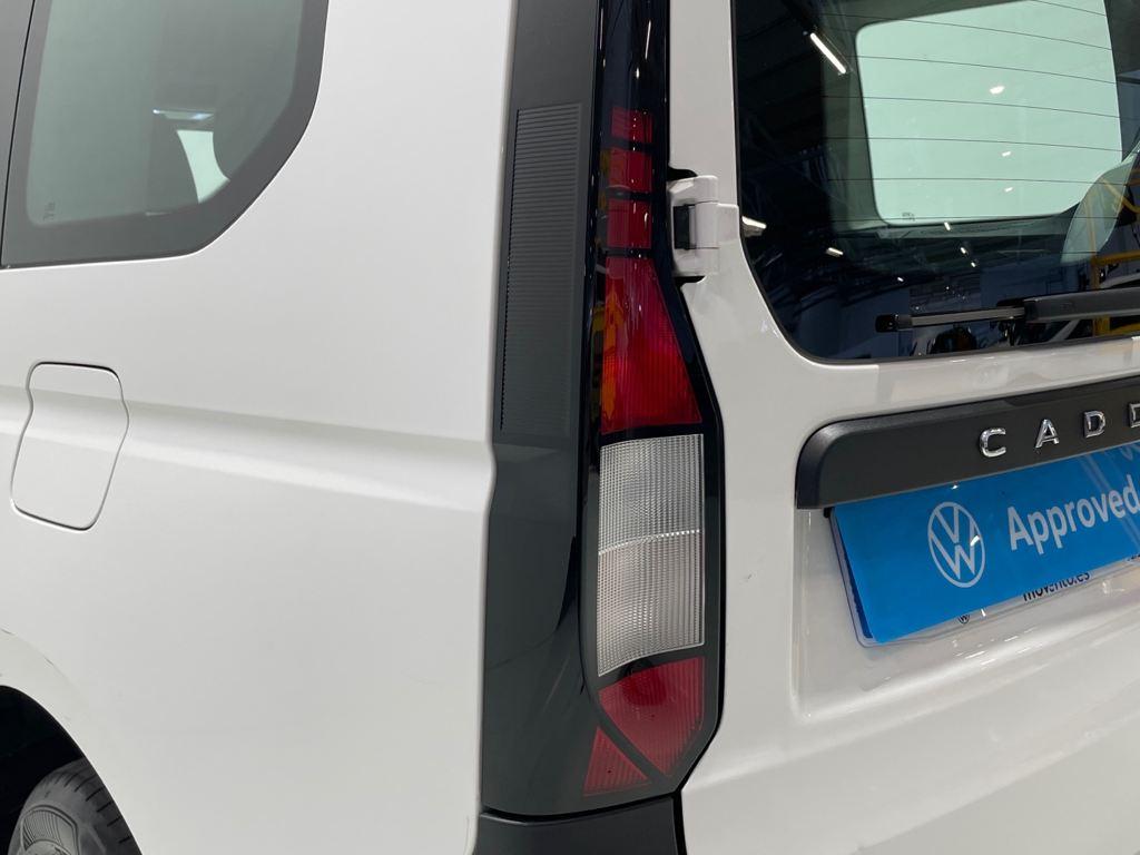 Volkswagen Caddy Kombi 2.0 TDI en Barcelona