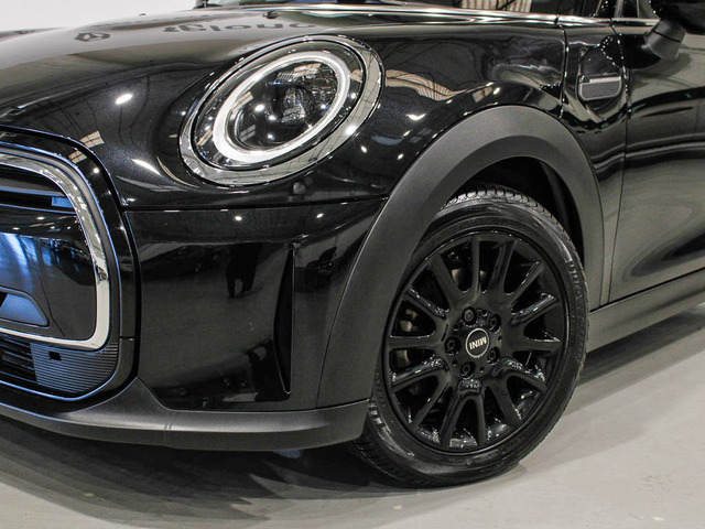 fotoG 5 del MINI MINI Cooper 5 Puertas 100 kW (136 CV) 136cv Gasolina del 2022 en Barcelona
