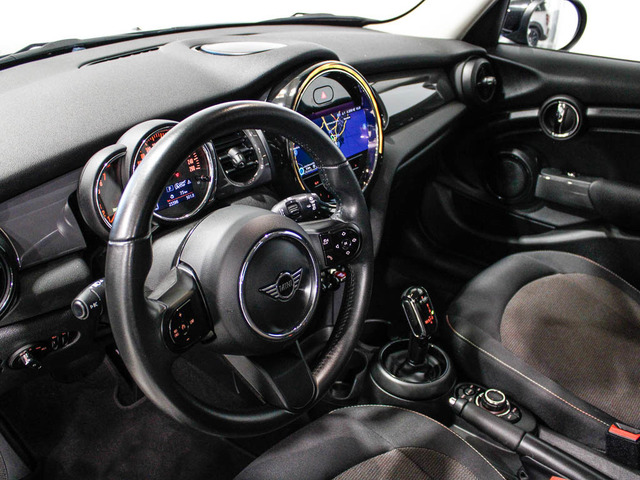 fotoG 11 del MINI MINI Cooper 5 Puertas 100 kW (136 CV) 136cv Gasolina del 2022 en Barcelona