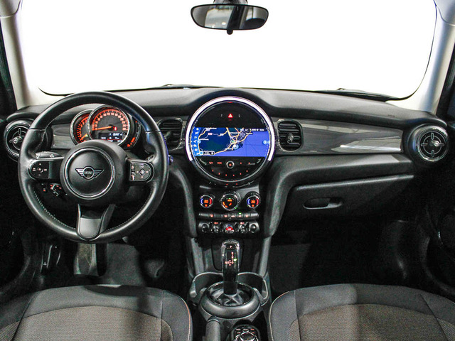 fotoG 6 del MINI MINI 5 Puertas Cooper 100 kW (136 CV) 136cv Gasolina del 2022 en Barcelona