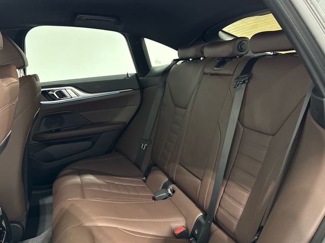 BMW Serie 4 420i Gran Coupe color Verde. Año 2025. 135KW(184CV). Gasolina. En concesionario Auto Premier, S.A. - MADRID de Madrid