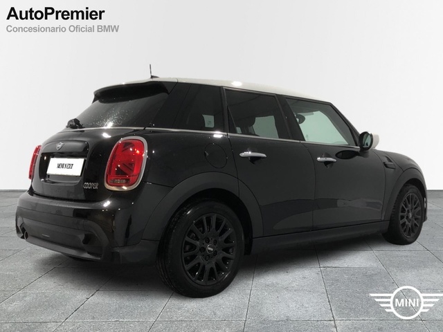 fotoG 3 del MINI MINI 5 Puertas Cooper 100 kW (136 CV) 136cv Gasolina del 2021 en Madrid