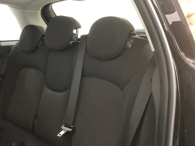 fotoG 8 del MINI MINI 5 Puertas Cooper 100 kW (136 CV) 136cv Gasolina del 2021 en Madrid