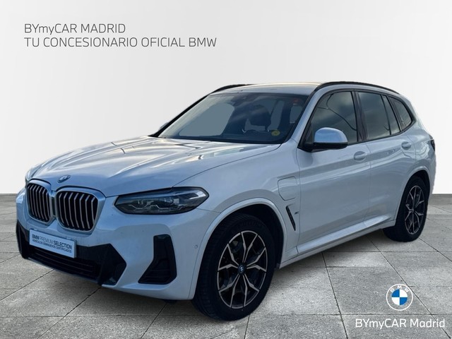 BMW X3 xDrive30e color Blanco. Año 2023. 215KW(292CV). Híbrido Electro/Gasolina. En concesionario BYmyCAR Madrid - Algete de Madrid