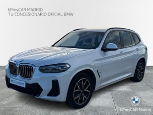Fotos de BMW X3 xDrive30e color Blanco. Año 2023. 215KW(292CV). Híbrido Electro/Gasolina. En concesionario BYmyCAR Madrid - Algete de Madrid