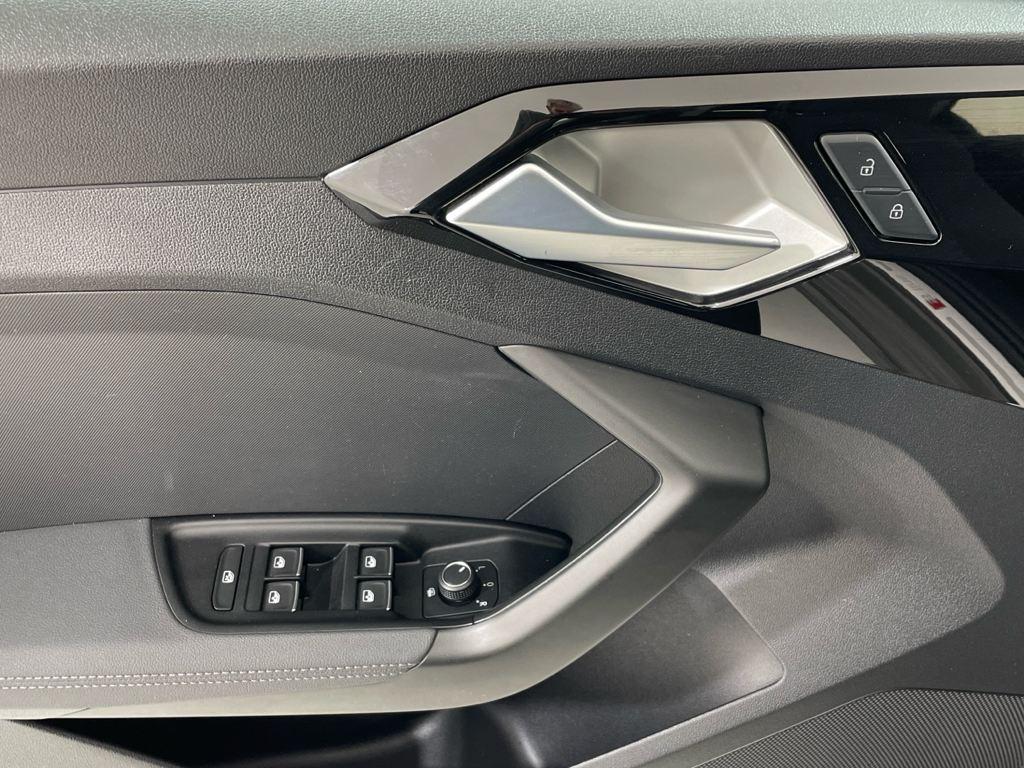 Audi A1 Sportback 30 TFSI en Barcelona