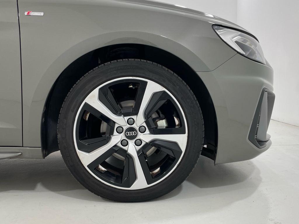 Audi A1 Sportback 30 TFSI en Barcelona