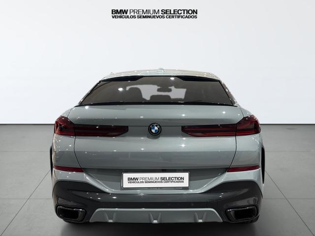 BMW X6 xDrive30d color Gris. Año 2025. 210KW(286CV). Diésel. En concesionario Automotor Costa, S.L.U. de Almería