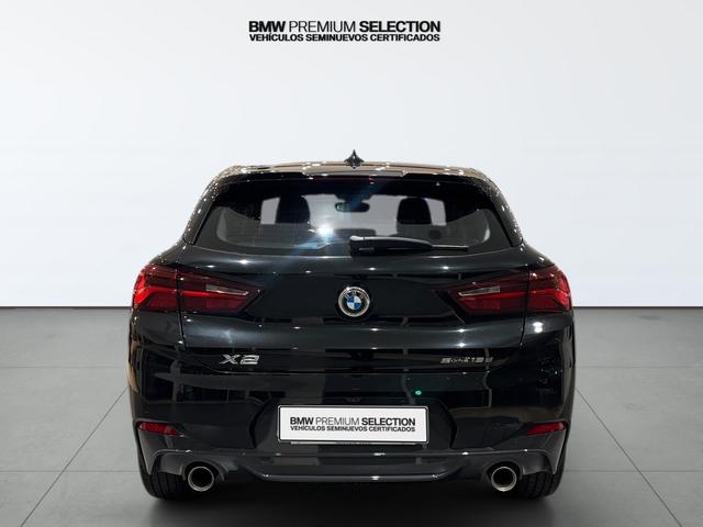 BMW X2 sDrive18d color Negro. Año 2022. 110KW(150CV). Diésel. En concesionario Automotor Costa, S.L.U. de Almería