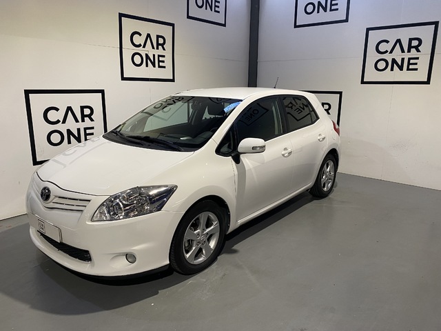 Toyota Auris 1.4 D-4D de segunda mano