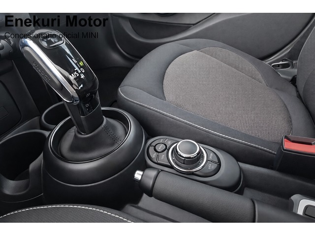 fotoG 15 del MINI MINI Cooper 5 Puertas 100 kW (136 CV) 136cv Gasolina del 2023 en Vizcaya