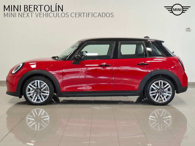 fotoG 2 del MINI MINI Cooper 5 Puertas C 115 kW (156 CV) 156cv Gasolina del 2025 en Valencia