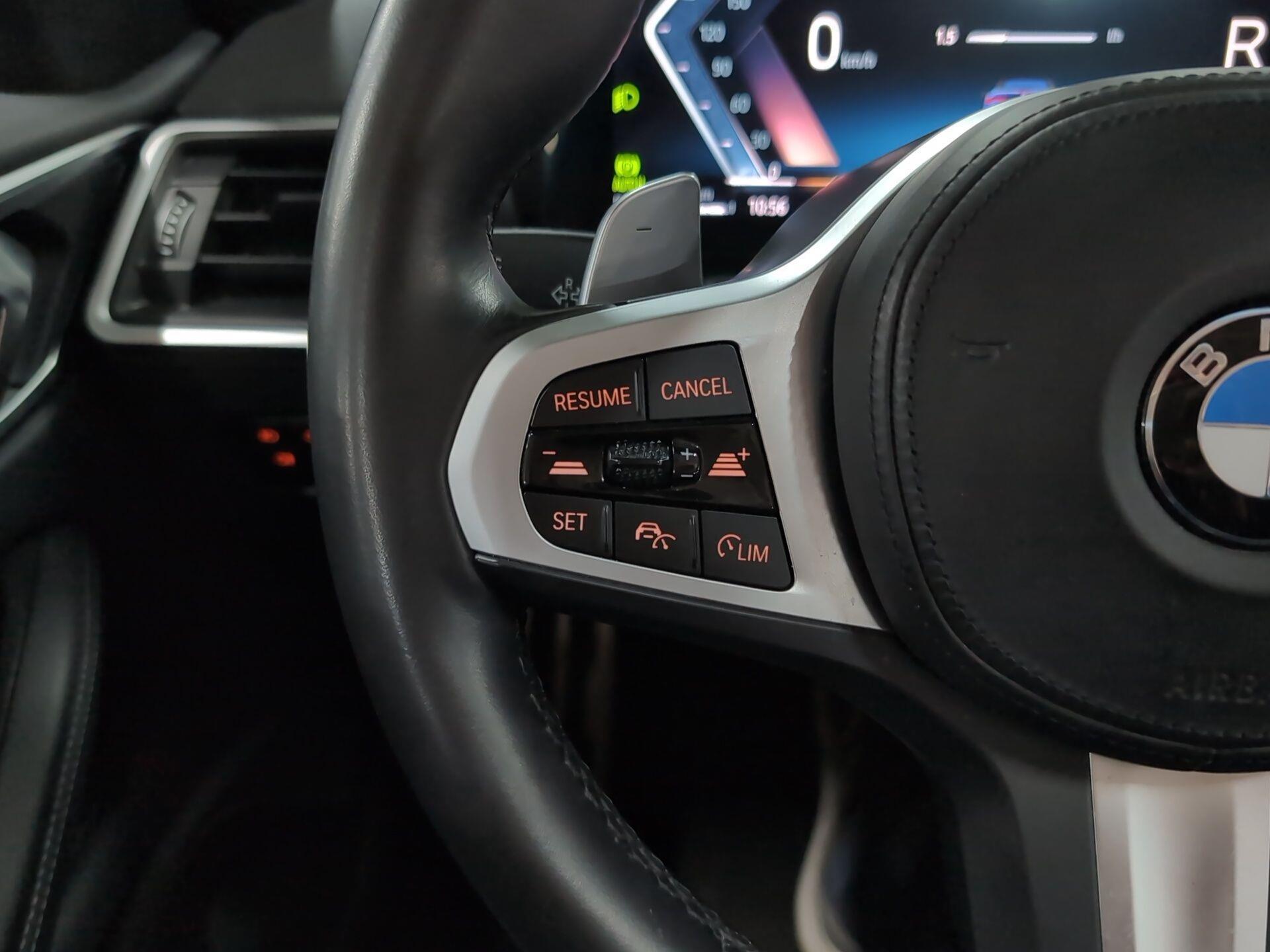 BMW Serie 4 420d Cabrio color Azul. Año 2024. 140KW(190CV). Diésel. En concesionario Automotor Premium Velázquez - Málaga de Málaga