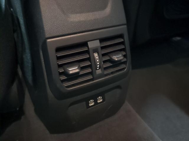 fotoG 11 del BMW Serie 1 118i 103 kW (140 CV) 140cv Gasolina del 2024 en Málaga