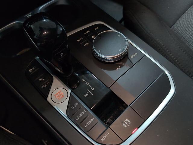 fotoG 14 del BMW Serie 1 118i 103 kW (140 CV) 140cv Gasolina del 2024 en Málaga