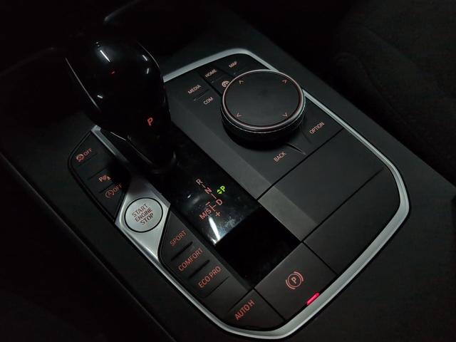 fotoG 15 del BMW Serie 1 118i 103 kW (140 CV) 140cv Gasolina del 2024 en Málaga