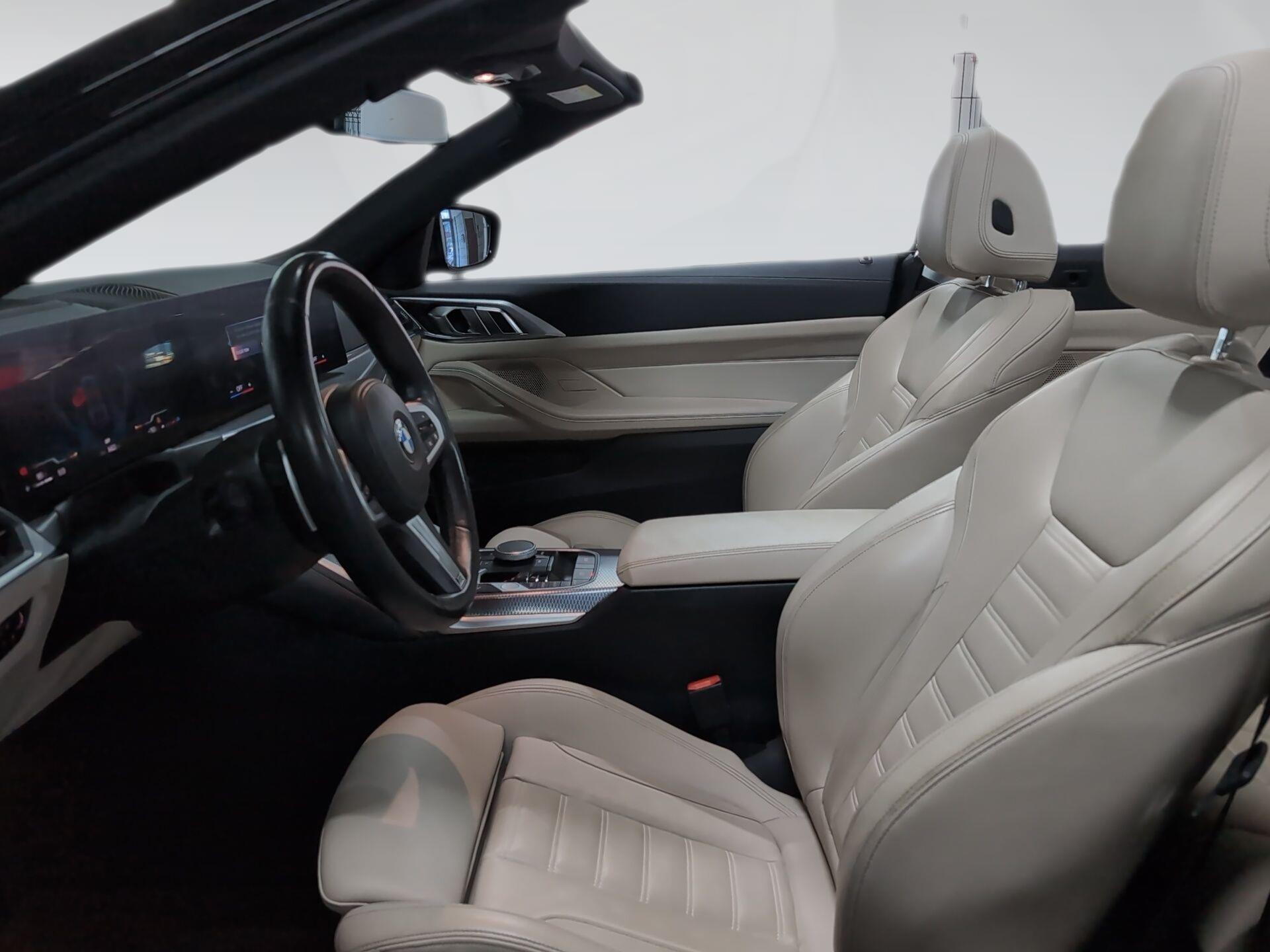 BMW Serie 4 420d Cabrio color Negro. Año 2024. 140KW(190CV). Diésel. En concesionario Automotor Premium Velázquez - Málaga de Málaga