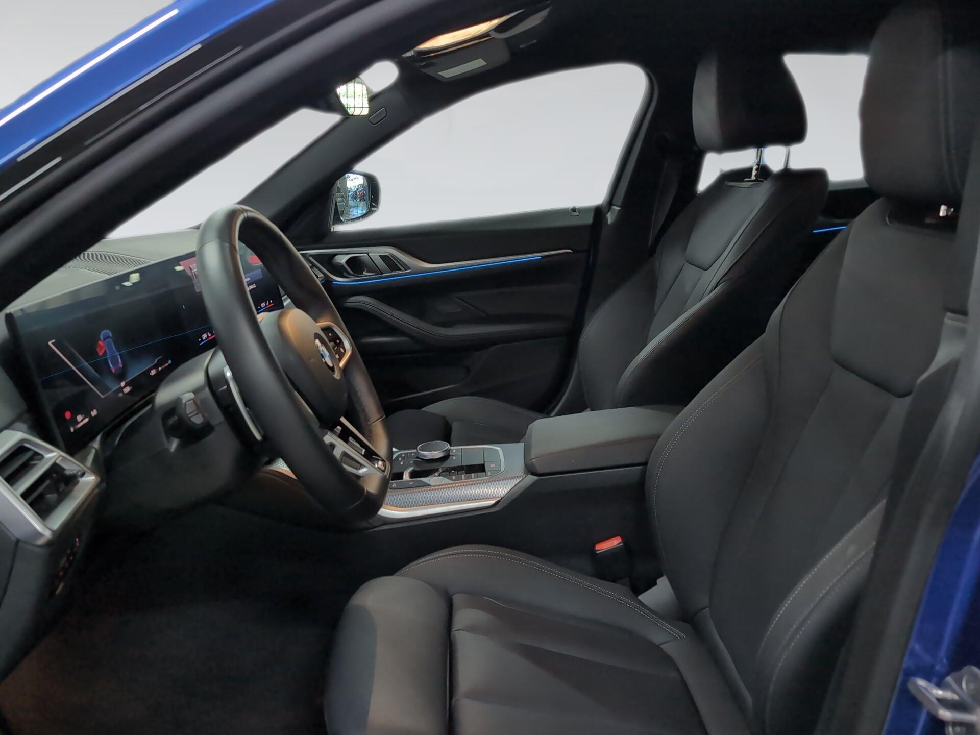 BMW Serie 4 420d Gran Coupe color Azul. Año 2025. 140KW(190CV). Diésel. En concesionario Automotor Premium Viso - Málaga de Málaga