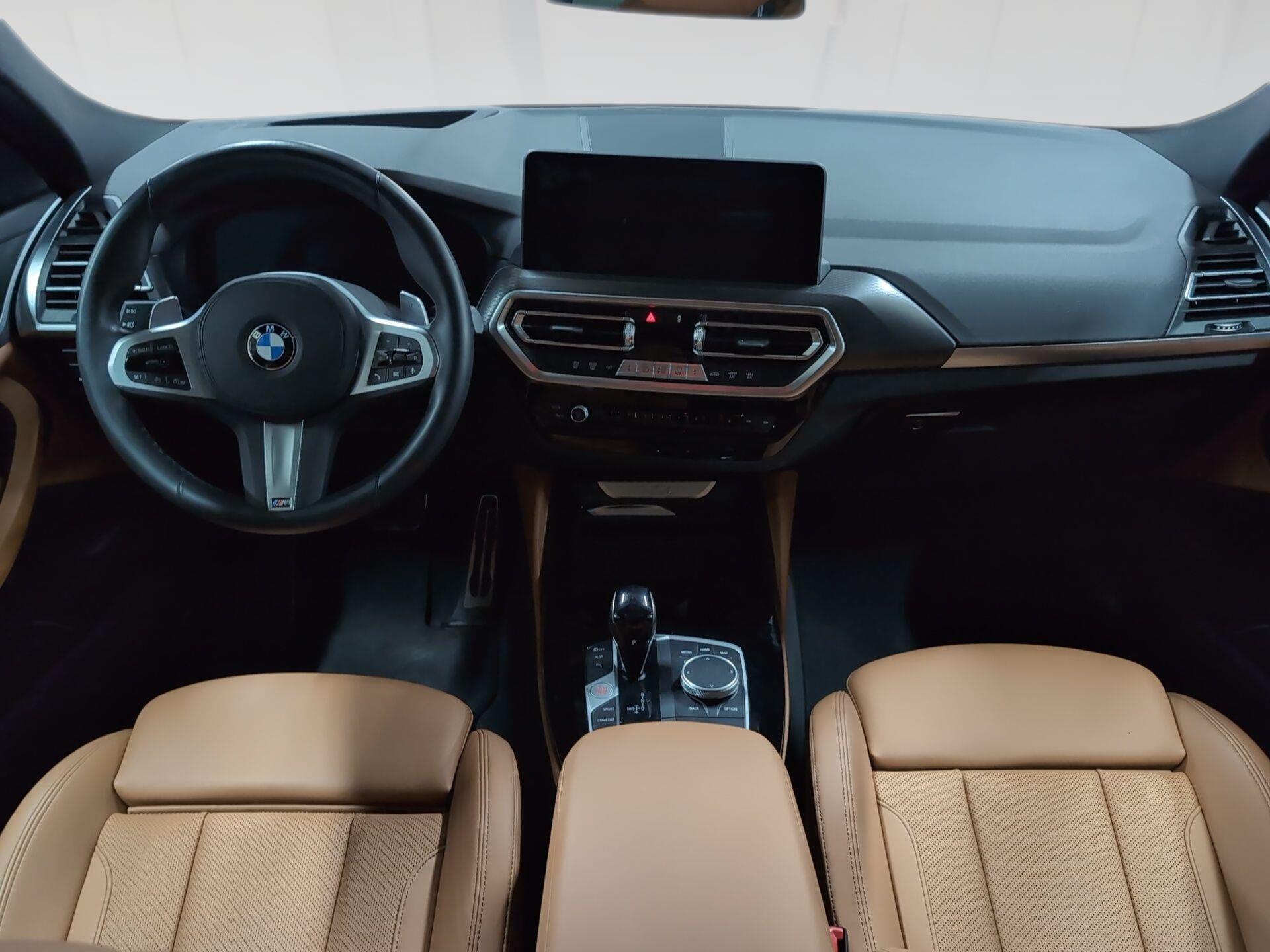 BMW X4 xDrive20d color Negro. Año 2025. 140KW(190CV). Diésel. En concesionario Automotor Premium Viso - Málaga de Málaga