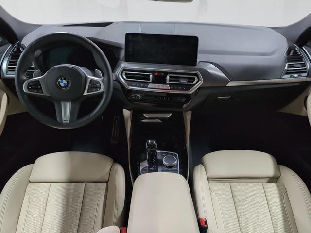 BMW X4 xDrive30d color Gris. Año 2025. 210KW(286CV). Diésel. En concesionario Automotor Premium Viso - Málaga de Málaga