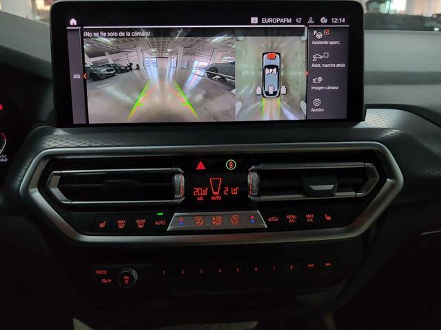 BMW X4 xDrive30d color Gris. Año 2025. 210KW(286CV). Diésel. En concesionario Automotor Premium Viso - Málaga de Málaga