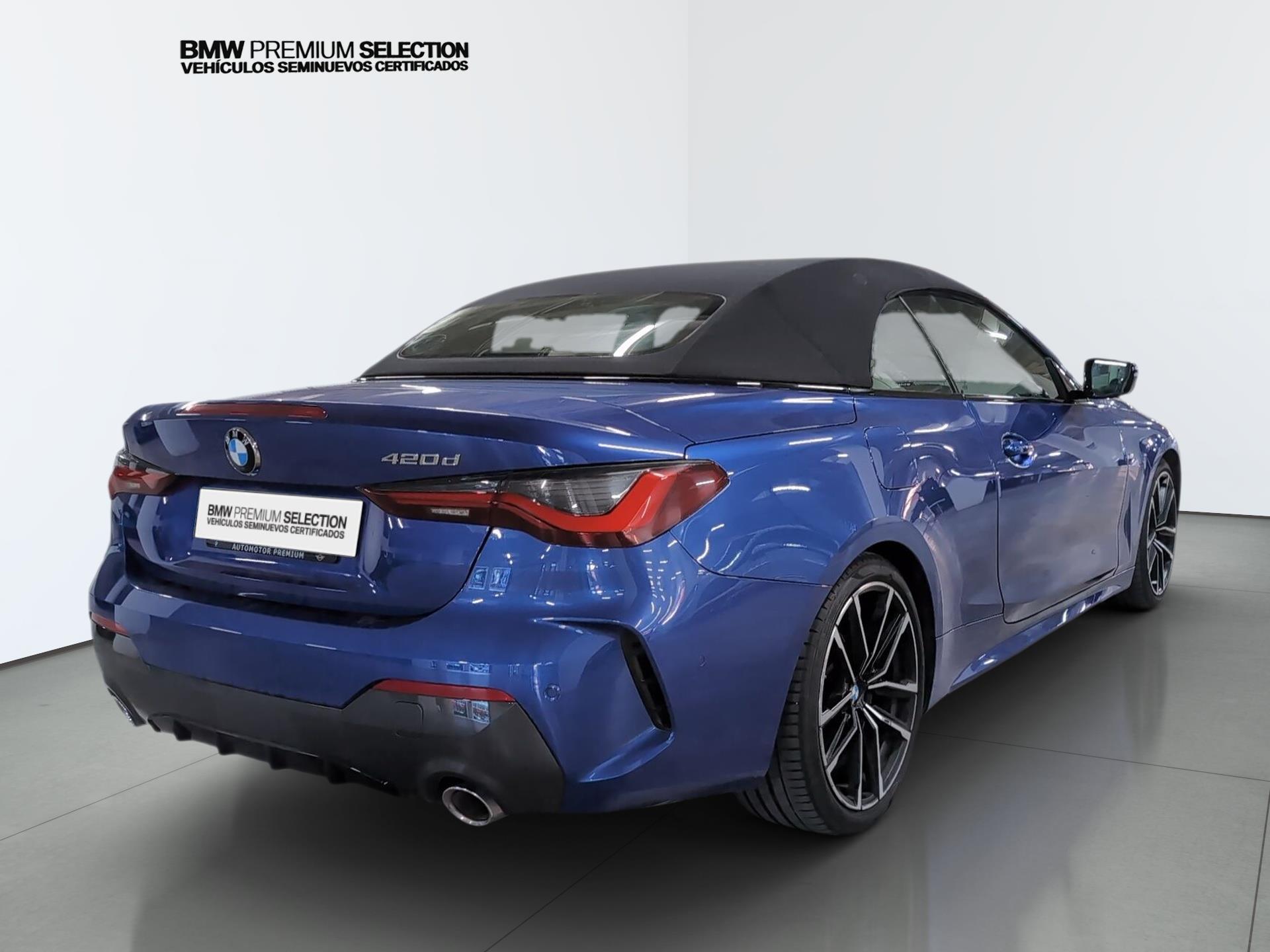 BMW Serie 4 420d Cabrio color Azul. Año 2024. 140KW(190CV). Diésel. En concesionario Automotor Premium Velázquez - Málaga de Málaga
