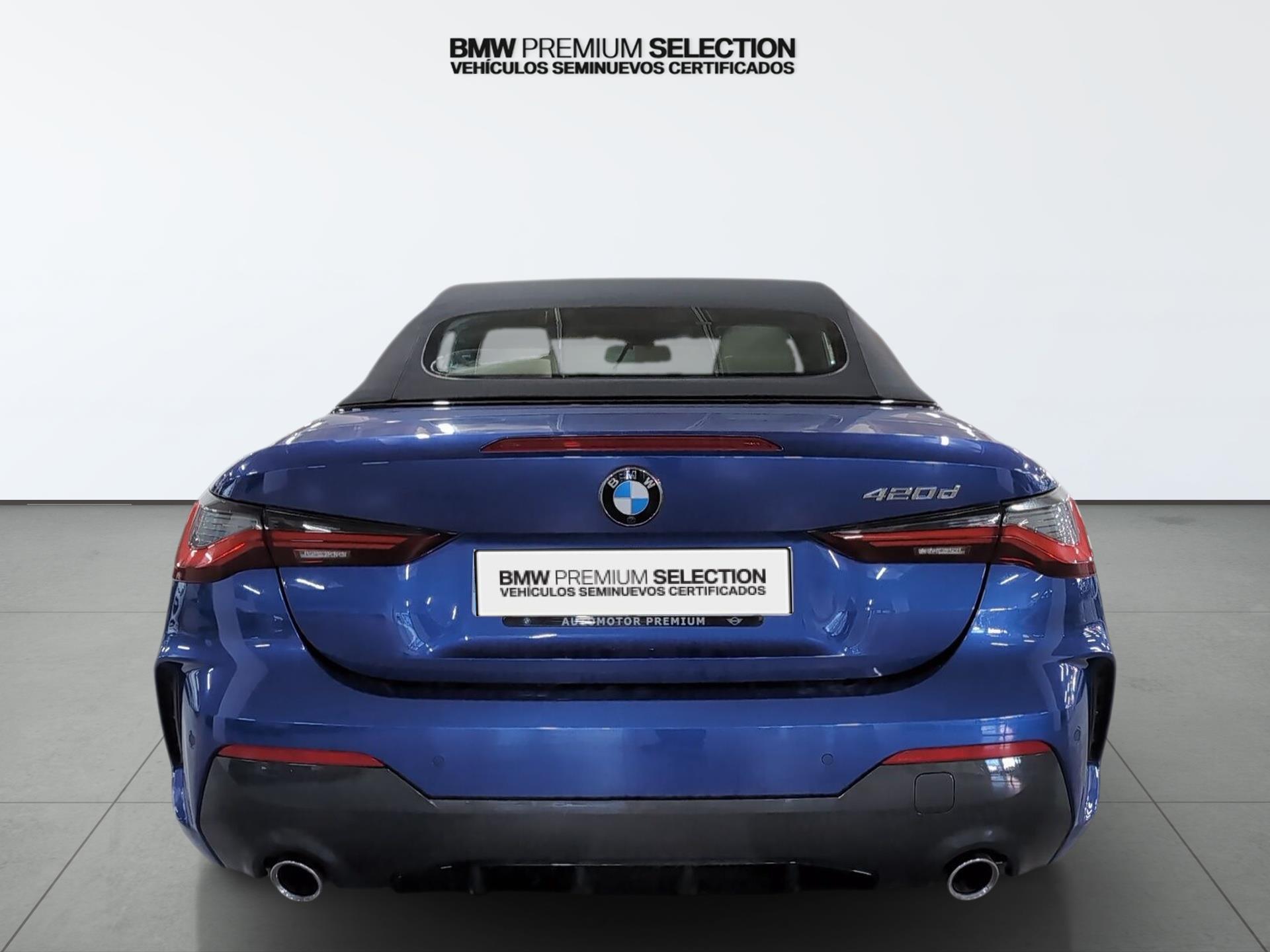 BMW Serie 4 420d Cabrio color Azul. Año 2024. 140KW(190CV). Diésel. En concesionario Automotor Premium Velázquez - Málaga de Málaga