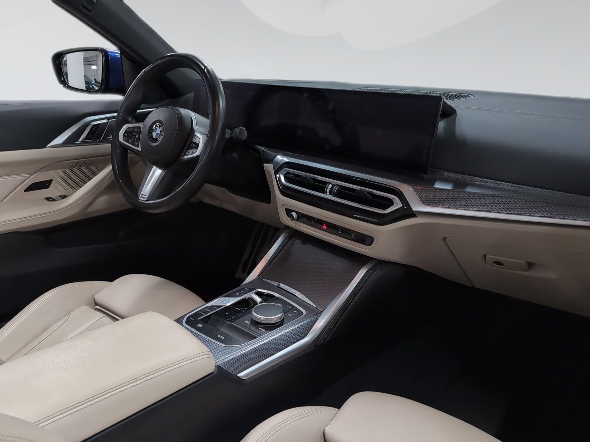 BMW Serie 4 420d Cabrio color Azul. Año 2024. 140KW(190CV). Diésel. En concesionario Automotor Premium Velázquez - Málaga de Málaga