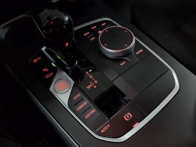 fotoG 13 del BMW Serie 1 118i 103 kW (140 CV) 140cv Gasolina del 2024 en Málaga