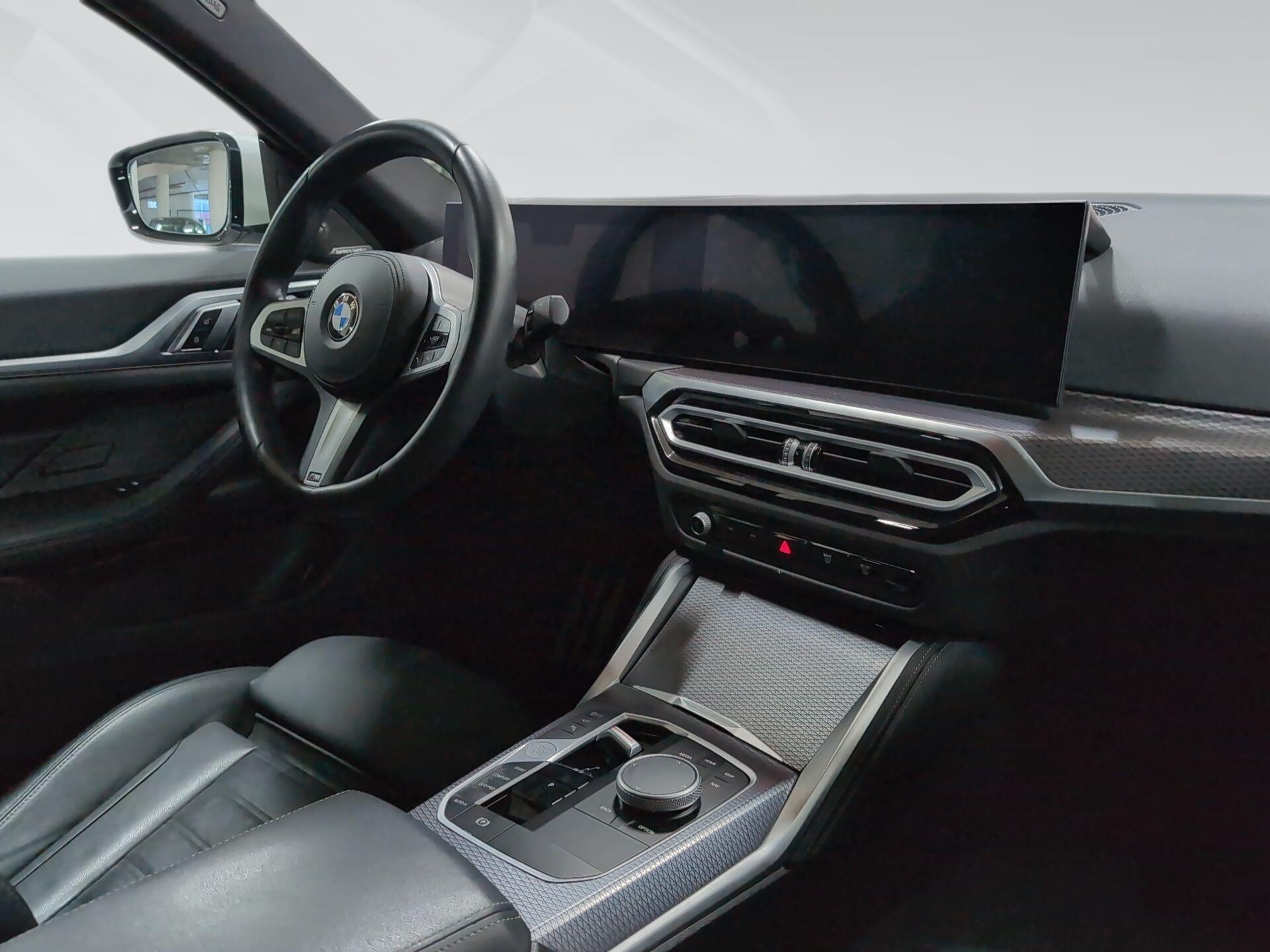 BMW Serie 4 420d Gran Coupe color Blanco. Año 2024. 140KW(190CV). Diésel. En concesionario Automotor Premium Velázquez - Málaga de Málaga