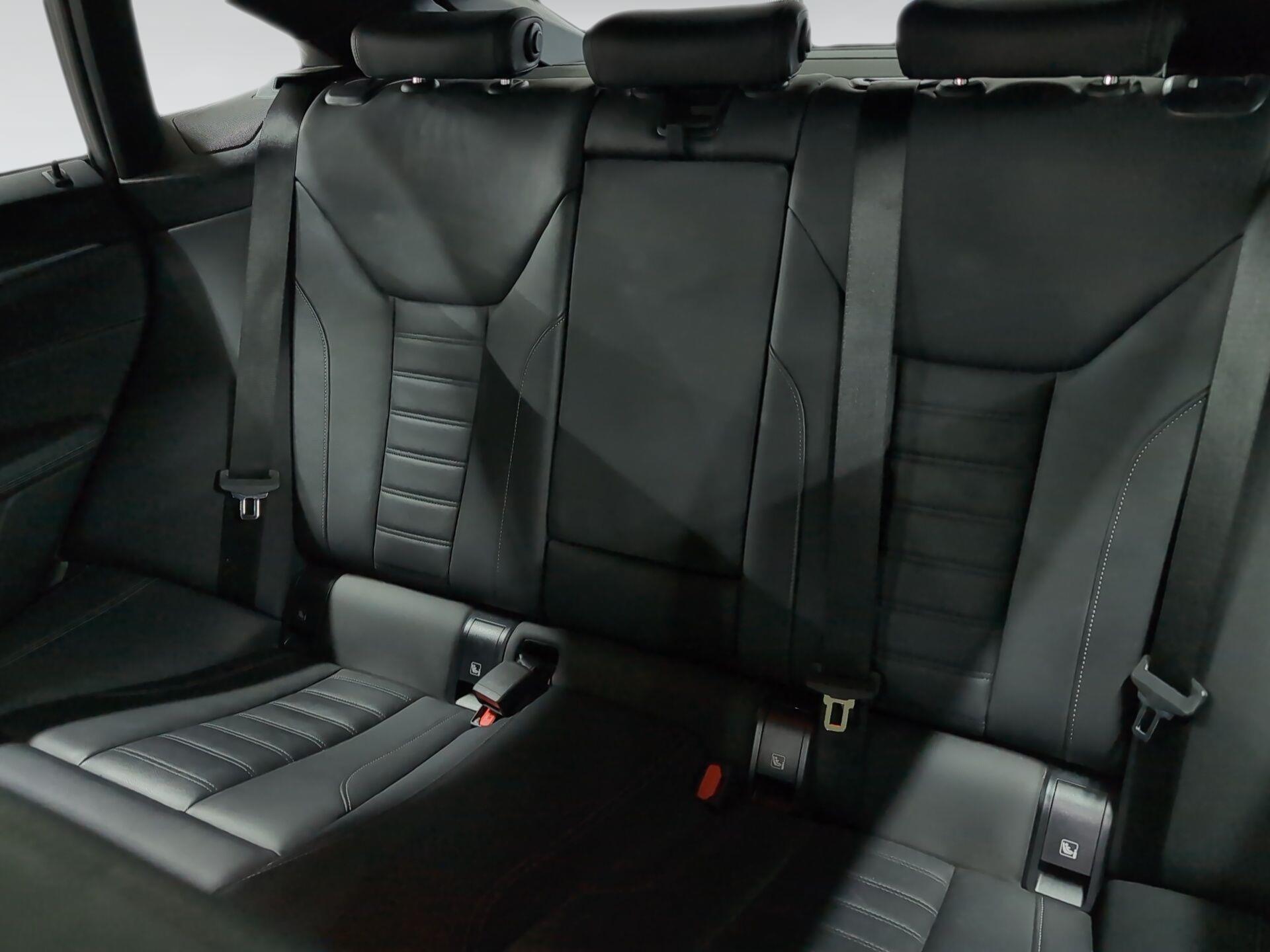 BMW Serie 4 420d Gran Coupe color Blanco. Año 2024. 140KW(190CV). Diésel. En concesionario Automotor Premium Velázquez - Málaga de Málaga