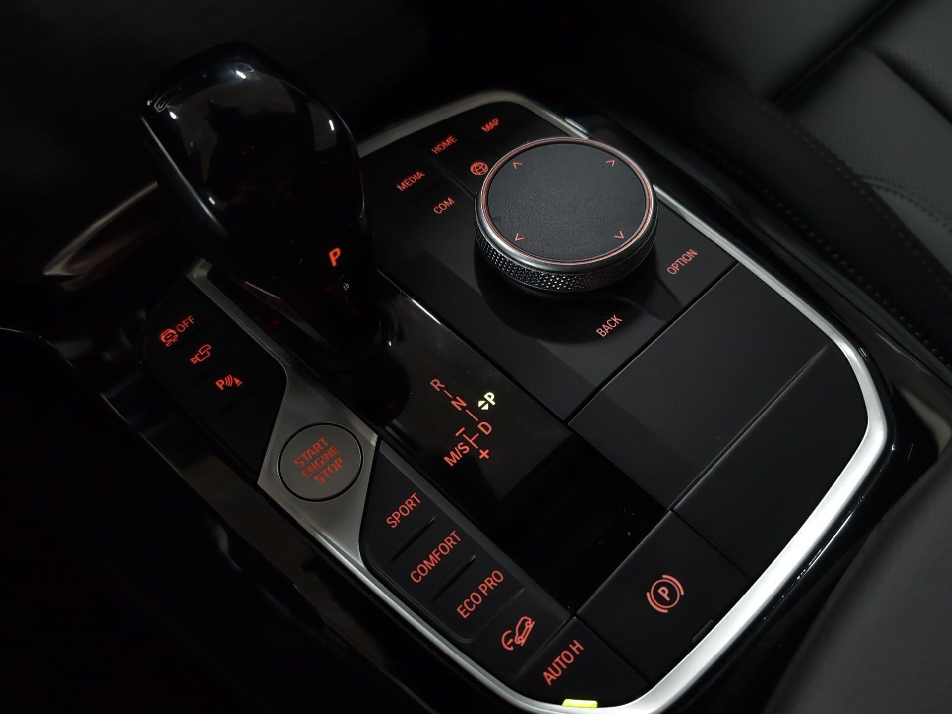 BMW X4 xDrive20d color Gris. Año 2025. 140KW(190CV). Diésel. En concesionario Automotor Premium Viso - Málaga de Málaga