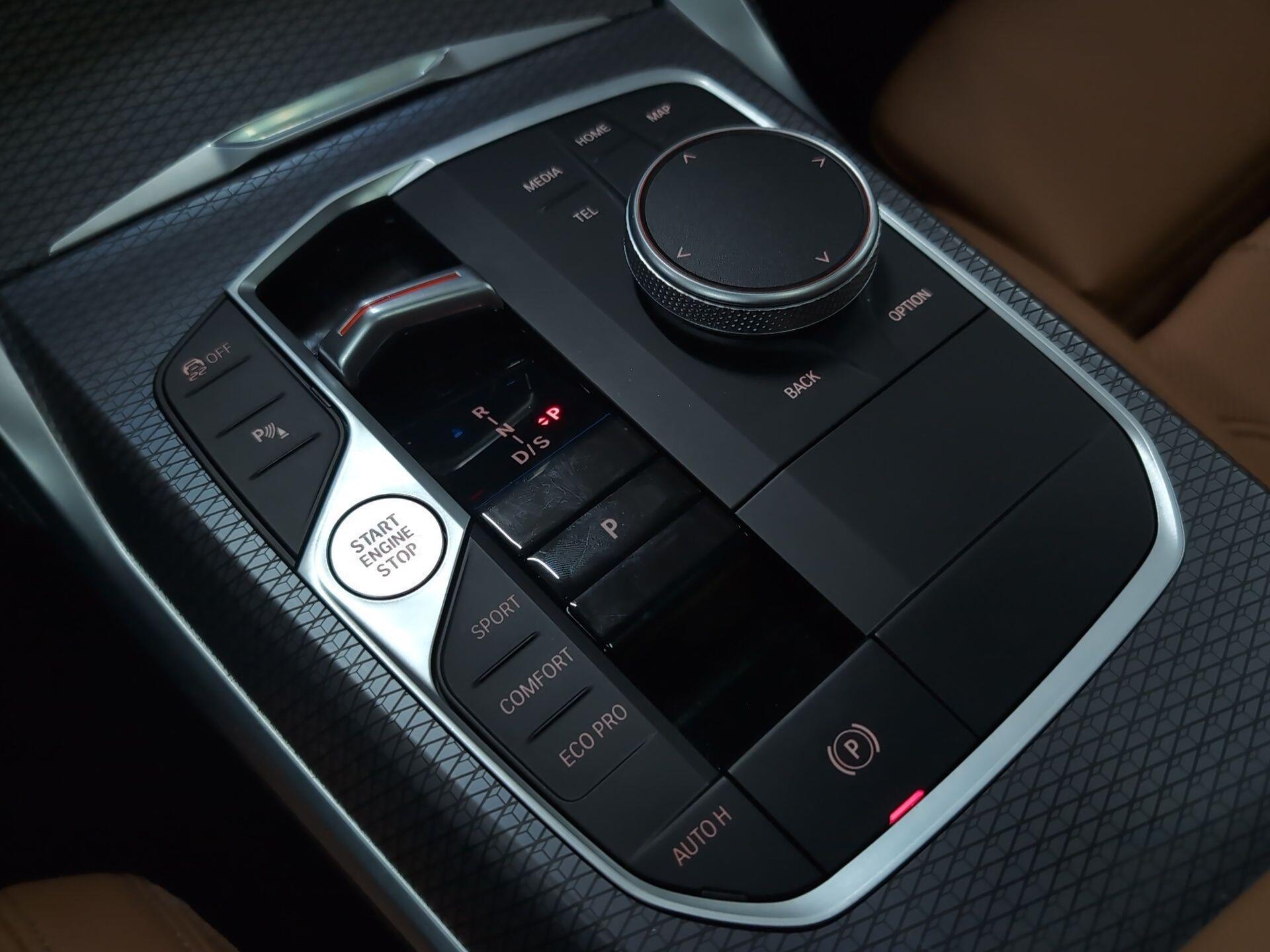 BMW Serie 4 430d Gran Coupe color Blanco. Año 2025. 210KW(286CV). Diésel. En concesionario Automotor Premium Velázquez - Málaga de Málaga