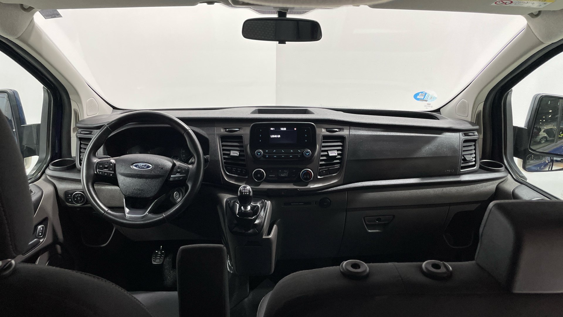 Ford Transit Custom Kombi 2.0 TDCI / MHEV en Barcelona