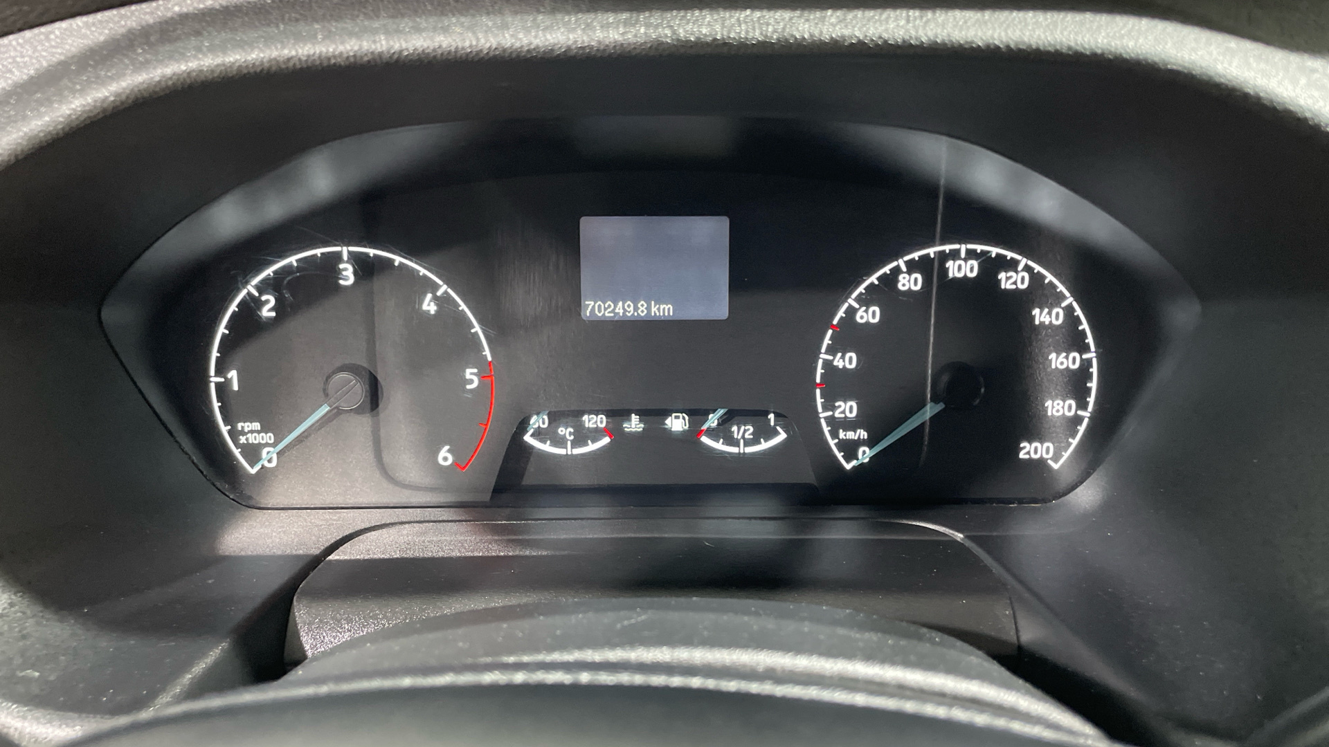 Ford Transit Custom Kombi 2.0 TDCI / MHEV en Barcelona