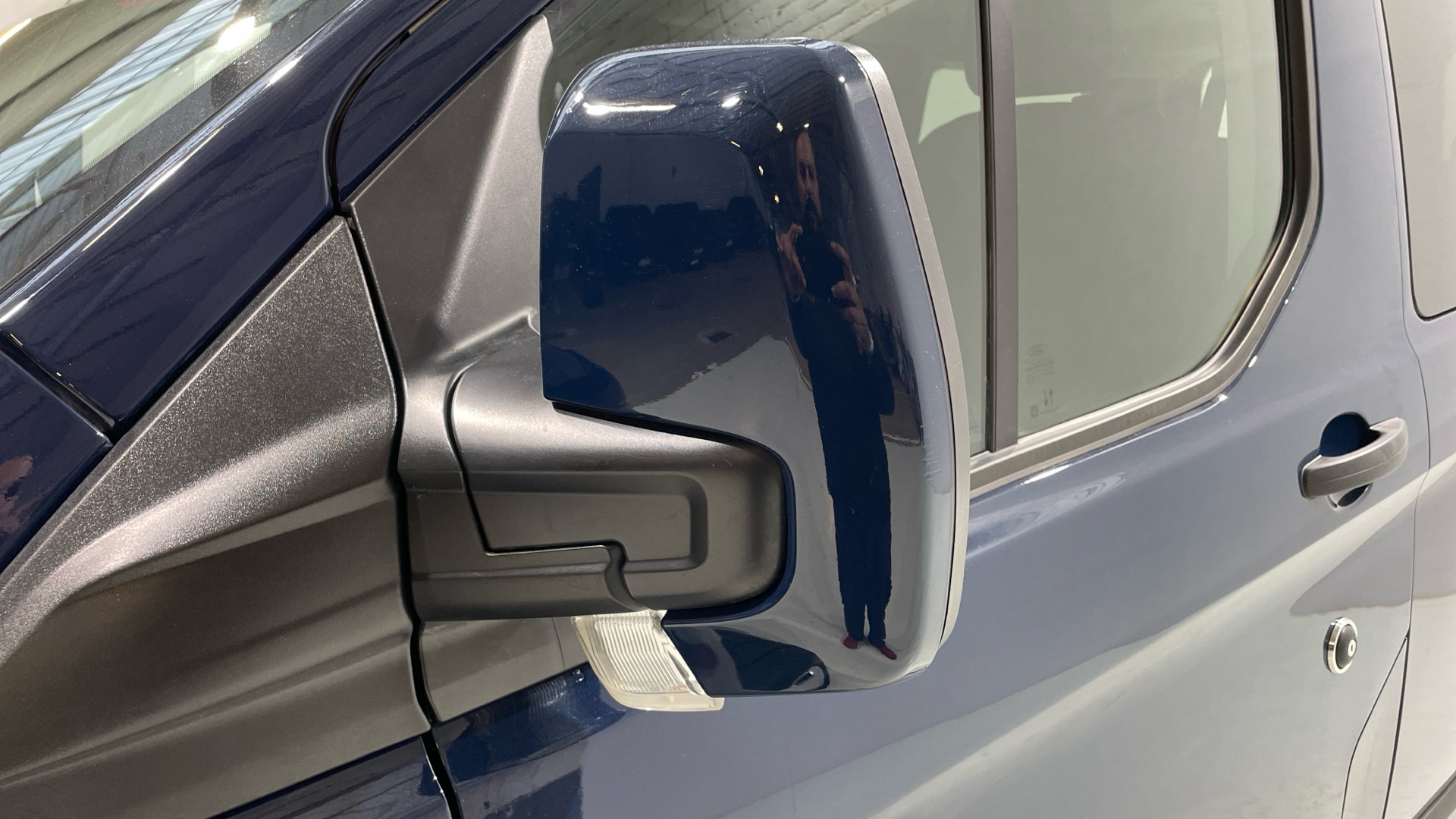 Ford Transit Custom Kombi 2.0 TDCI / MHEV en Barcelona