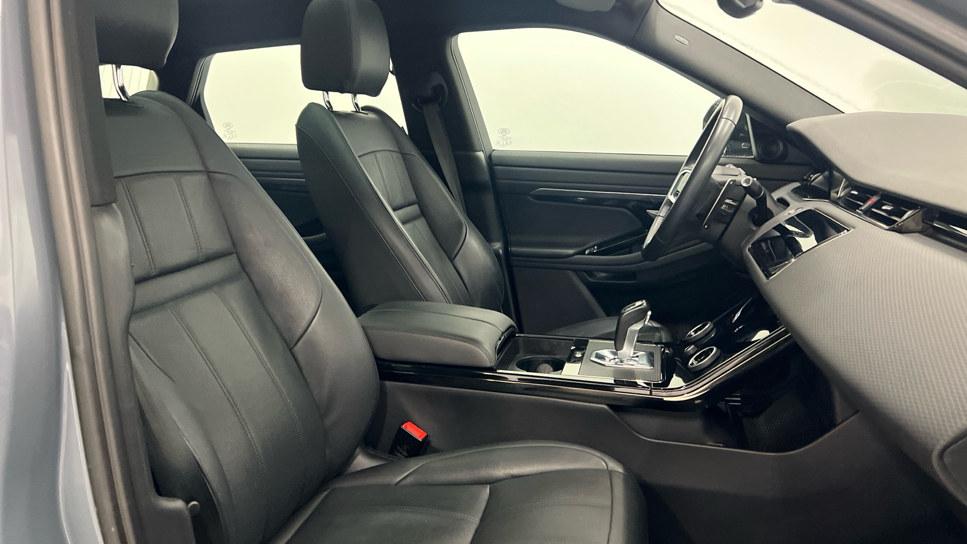 Land Rover Range Rover Evoque D163 MHEV en Barcelona