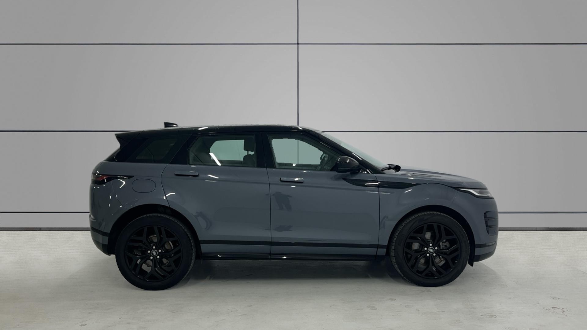 Land Rover Range Rover Evoque D163 MHEV en Barcelona